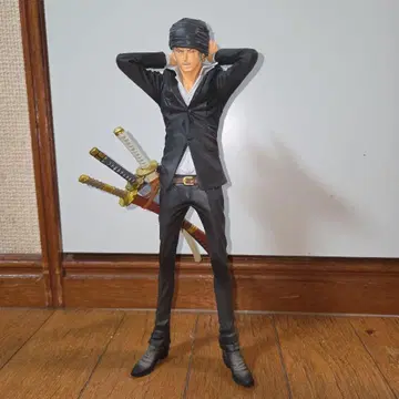 KING OF ARTIST 로로노아 조로 피규어