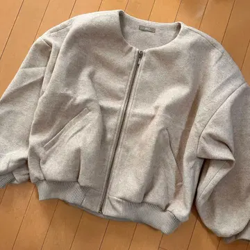 새상품 mil chiii 밀 오버 사이즈 블루종 베이지 XS 사이즈