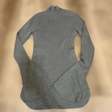 유니클로 마메쿠로구치 콜라보 리브 니트 그레이 L 사이즈