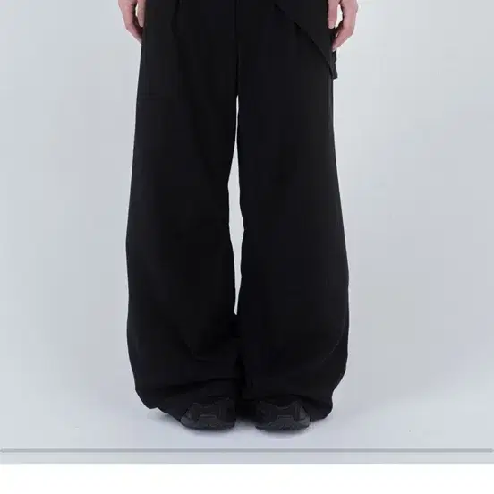 New Product) Miseki Seoul Pocket Cargo Bootcut Pants for Sell