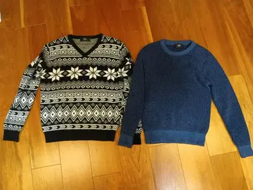 파란 짜임 무늬 니트 스웨터