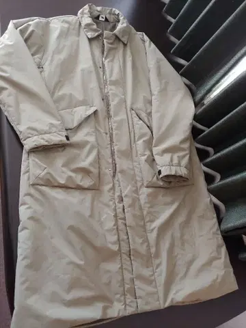 New Balance 모즈 코트 카키