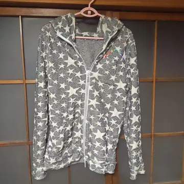 프랜시스토모크스 후드티