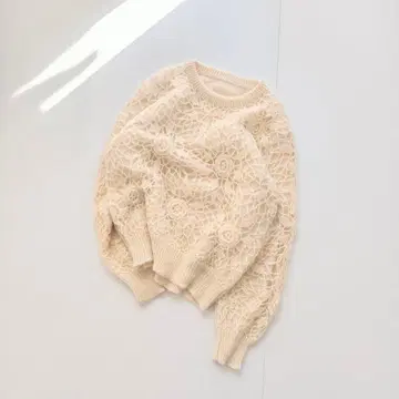 꽃무늬 모헤어 느낌 폭신폭신 니트 아이보리 시스루 짜임 C4
