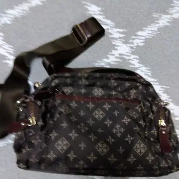 Russet 러셋 숄더백 나일론 가죽 브라운