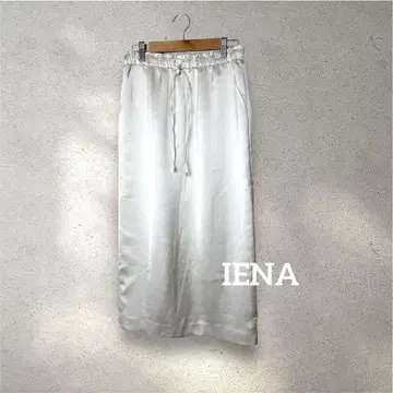 IENA 이에나 새틴 이지 롱 스커트 사이즈 38 화이트 계열