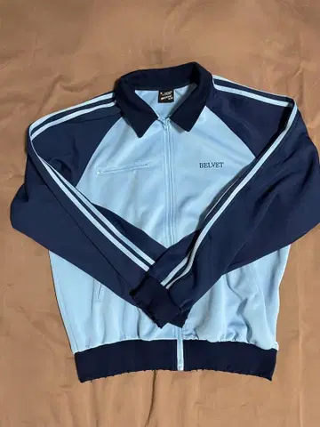BELVET 바이컬러 트랙 재킷 데미지 가공 저지