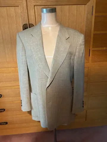 다크 블루 라이트 베이지 비즈니스 정장