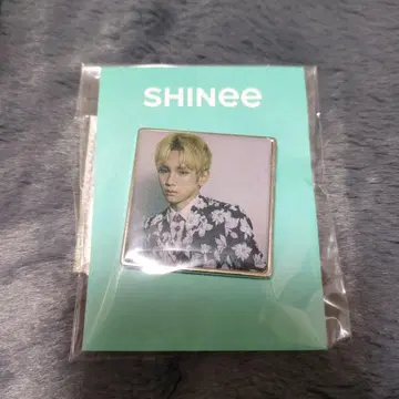 SHINee EPOXY BADGE DREAM GIRL KEY