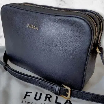 FURLA 릴리 훌라 릴리 숄더백 카메라백 블랙
