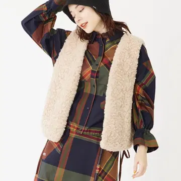 밀크 페도 퍼 베스트 베이지 ONE SIZE