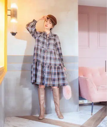 윌 셀렉션 티어드 체크 미니 원피스 베이지