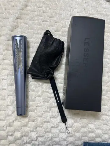 르세라핌 응원봉 실버 수납 봉투 포함