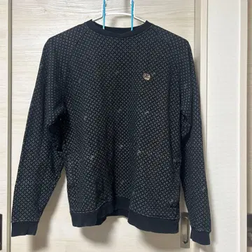 블랙 패턴 긴팔 트레이닝복