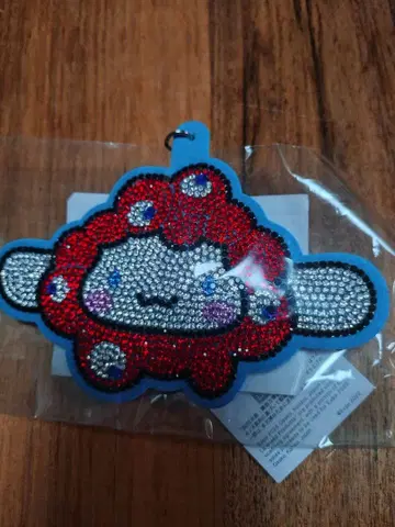 먀쿠먀쿠 변신 반짝이 가죽 키링 시나모롤_만박_