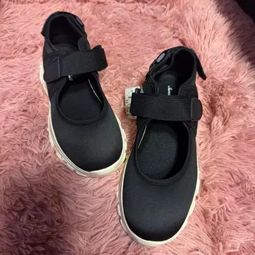 사만사 모스모스 스트랩 스니커즈 M