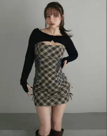 ANDMARY Aine 세트 미니 드레스 베이지