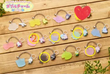 산리오 캐릭터즈 더블 참 구미 4개