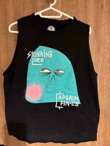CAPTAIN FIN CO. 탱크탑 #STUNNINGLURE