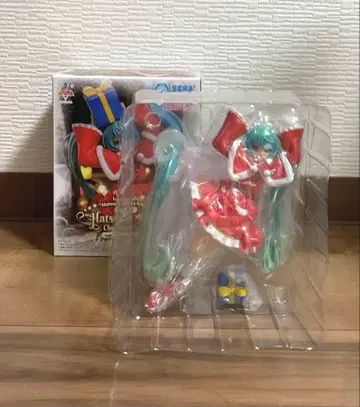 하츠네 미쿠 크리스마스 피규어