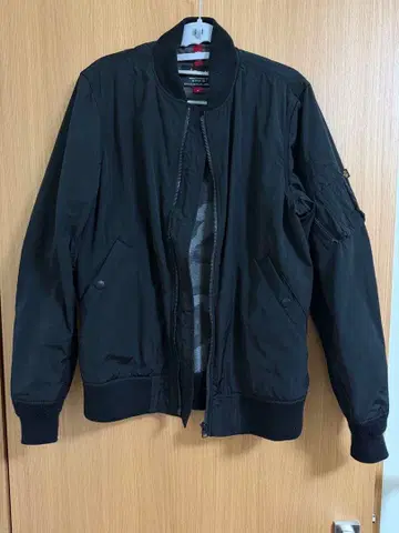 ALPHA INDUSTRIES MA-1 자켓 M 블랙