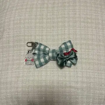 by me 산리오 리본 포차코