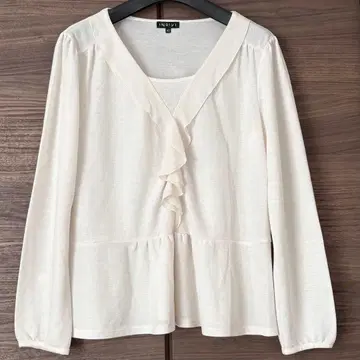 INDIVI 프릴 스트레치 블라우스