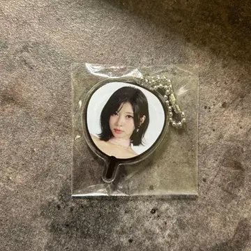 BABYMONSTER 캡슐 토이 아사 부채