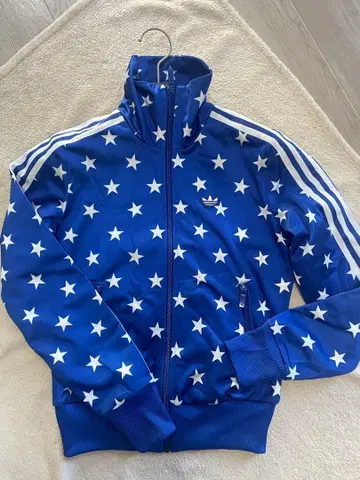 adidas 별 패턴 저지 S 사이즈