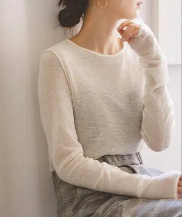 [ 하자품 ] Noble 2025AW 메리노 니트 풀오버 화이트 A