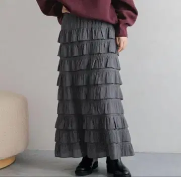 LOWRYS FARM 프릴 스커트 차콜 그레이