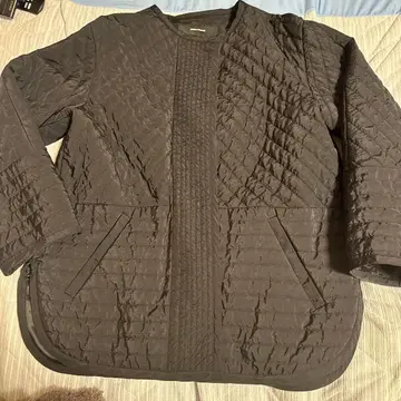 저널 스탠다드 불규칙 퀼팅 미들 블루종 블랙 노카라