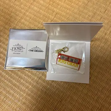 미세스 그린애플 메탈 참 료짱