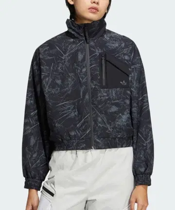 인 모션 윈드 브레이커 adidas originals