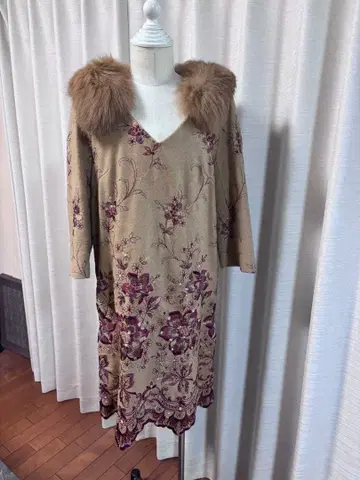 퍼 달린 원피스