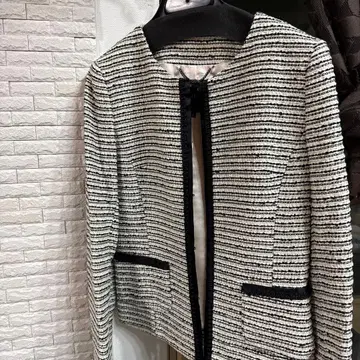 UNTITLED 노카라 자켓 스커트 세트 사이즈 1