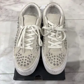 오프닝 세레모니 컨버스 스니커즈