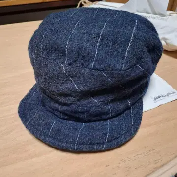 Andrew driftwood 마린캡 블루