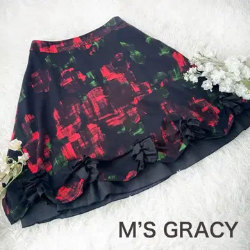새상품급 엠즈 그레이시 플레어 스커트 장미 패턴 프릴 38 사이즈