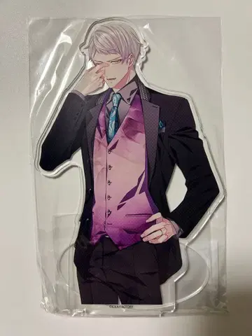 큐피파라 아크릴 스탠드 쉘비