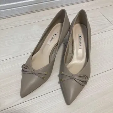 DIANA 다이애나 펌프스 베이지 24cm 미사용 새상품