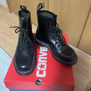 닥터마틴 부츠 25.0~25.5cm