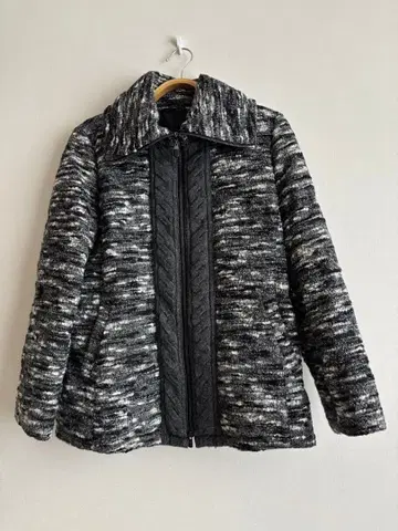 레리안 ROCHAS 니트 다운 자켓