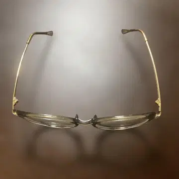 골드 오벌 프레임 안경 GRADELI