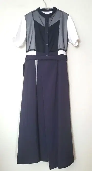 UNITED TOKYO 유나이티드 도쿄 원피스 네이비 반팔