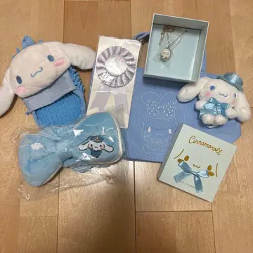 시나모롤 목걸이와 백참 세트