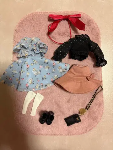 네오 브라이스 [유아포미] 아웃핏 일식