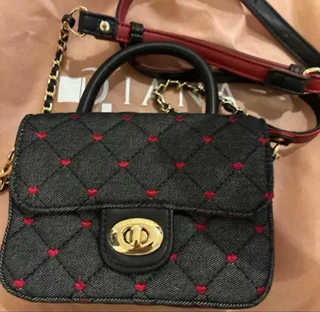 [ 주말 한정판 가격 인하 ] DIANA 퀼팅 미니 BAG 블랙