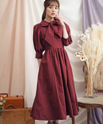 Noela 메이드 실루엣 원피스