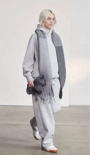 UNIQLO:C 맨투맨 오버 사이즈 풀 후드티 맨투맨 와이드 팬츠